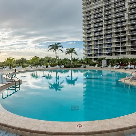 Appartamento South Seas Tower 4-808